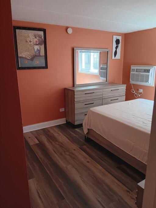 Condo Apartment Near Midway Airport Chicago Exterior photo