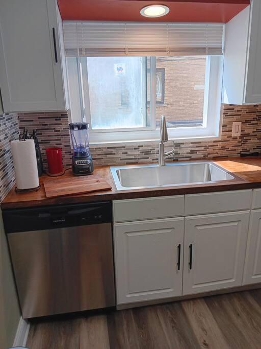 Condo Apartment Near Midway Airport Chicago Exterior photo